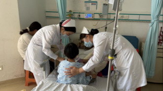 六歲患兒肝硬化出血，醫(yī)生團(tuán)隊(duì)挑戰(zhàn)高難度手術(shù)化解難題