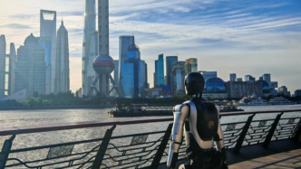 硅基生命的“成年礼”：上海具身智能的入世大考与万亿生态突围