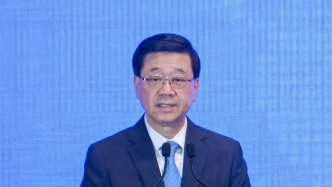 李家超：深信新一屆立法會將與特區(qū)政府共同帶領(lǐng)香港深化改革同創(chuàng)未來