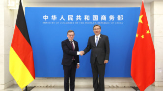 王文濤會見德國外長瓦德富爾，雙方就中德、中歐經(jīng)貿(mào)關(guān)系交換意見