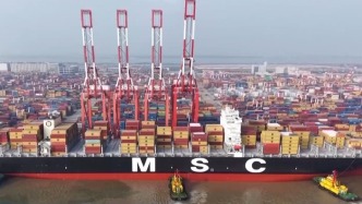 視頻丨為何前11個(gè)月外貿(mào)走得穩(wěn)？三大關(guān)鍵詞解讀