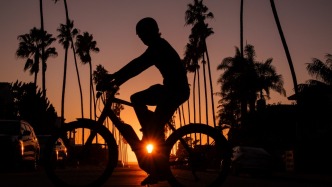 歐盟氣候監(jiān)測機(jī)構(gòu)：基本確定2025年為有記錄以來第二熱年