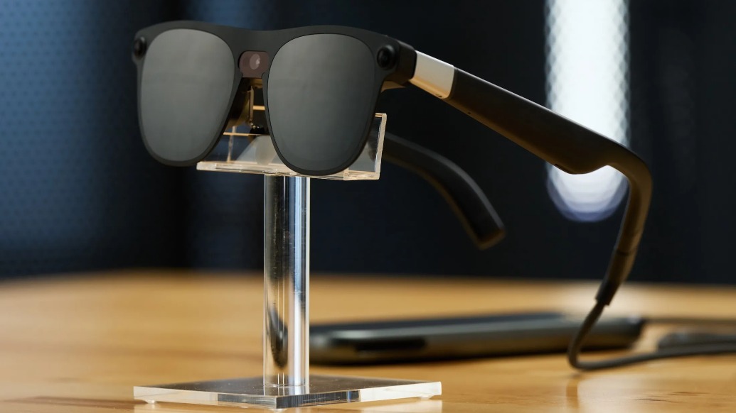 Gemini加持、聯(lián)手中國廠商，谷歌眼鏡13年后卷土重來