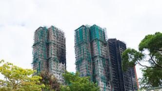 香港特區(qū)政府介紹大埔宏福苑火災搜索工作最新情況，遇難人數(shù)增至160人