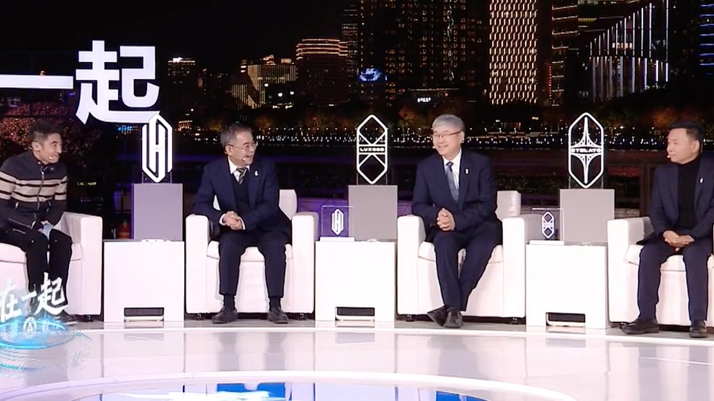 鴻蒙智行“五界”年度關(guān)鍵詞：普及、汽車強(qiáng)國(guó)、定義、重構(gòu)與重塑、向上突破