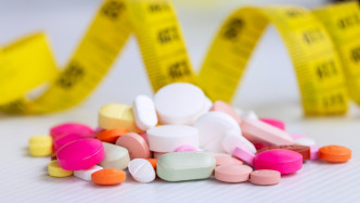 无需节食运动的减肥药、一吃就白的美白丸，“网红药”靠谱吗
