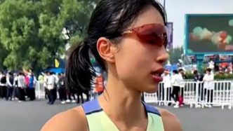 媒體：最快女護士張水華被醫(yī)院處分，指其違規(guī)兼職取酬、以虛假理由獲調休