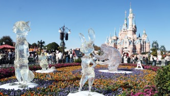 明年1月12日起，上海迪士尼樂園門票將實(shí)行階梯式退票標(biāo)準(zhǔn)