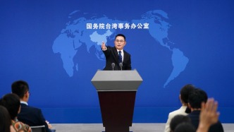 台北一学校演唱旧版校歌，国台办回应：做堂堂正正中国人是两岸同胞共同的身份认同