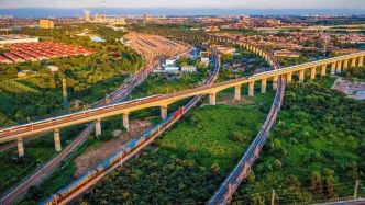 1月至11月全國鐵路完成固定資產(chǎn)投資7538億元，同比增長5.9%