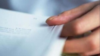 拒服兵役被通报！刘某不得录用为公务员