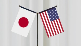 日本防卫省：日美在日本海上空举行联合训练