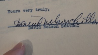 南京小伙稱花費(fèi)超四萬(wàn)美元拍下疑似東京審判檢察官薩頓手稿，含南京大屠殺相關(guān)證詞