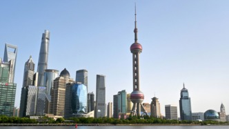 上海市委常委會傳達學習總書記重要賀信和重要講話精神，研究黨建引領物業(yè)治理等工作