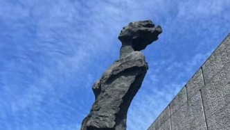 吳為山講述為國(guó)殤“塑像”：讓日本軍國(guó)主義永遠(yuǎn)“跪”著