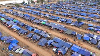 特朗普称柬泰同意停火后，柬方说泰国又出动战斗机投下7枚炸弹