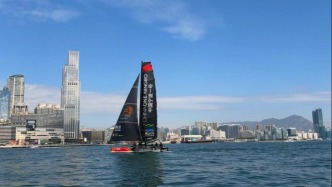 奧運(yùn)冠軍掌舵，中國(guó)寧波一號(hào)上演“主場(chǎng)首秀”