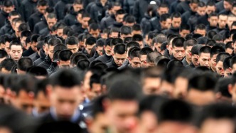 城事丨第十二個(gè)國(guó)家公祭日：牢記民族之恥，告慰遇難同胞