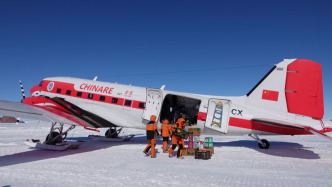 一周圖片｜冰穹之翼！中國(guó)首架極地飛機(jī)十年破空80萬(wàn)公里