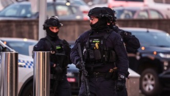 视频丨澳大利亚邦迪海滩枪击事件已致16人死亡