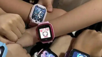 儿童手表“小天才圈”调查：点赞成每日功课，有商家可解除家长管控