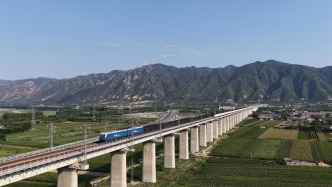 浩吉铁路2025年度运量破亿吨