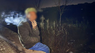 河南辉县一村委会欠债后村支书为逃限高串通让智力缺陷者接任，多人获处分