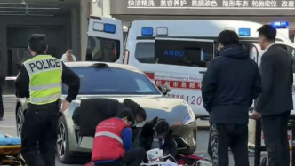 杭州小米交付中心发生车祸，小米内部人士：当时处于人驾状态，事故还在调查中