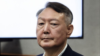 韓媒：韓國前總統(tǒng)尹錫悅涉嫌妨礙逮捕案預計明年1月16日宣判