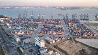 人民日报头版头条:海南全面深化改革开放势头正劲