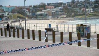 澳大利亞海灘槍擊事件嫌疑人受到59項(xiàng)指控，包括15項(xiàng)謀殺指控