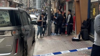 香港中環(huán)發(fā)生劫案：4人持刀搶走10億日元，警方已拘捕一人