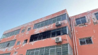 河南方城英才學(xué)校致13死4傷火災(zāi)三名責(zé)任人今日受審，涉嫌教育設(shè)施重大安全事故罪