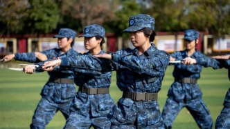 高考604分读高职女生入学百天：每天使用两小时手机，立志成为电子对抗专业兵