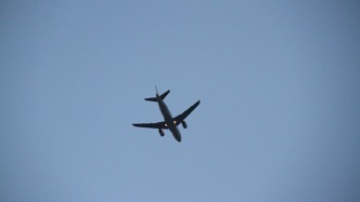 民用航空法修訂草案擬三審：對航班延誤和取消等問題作出規(guī)定