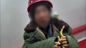 大雪天的熱饅頭牽出一場愛心接力，熱心女子助迷途老人回家