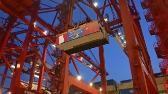 “錢凱-上?！焙骄€雙向貫通一年，累計進出口貨值超55億元