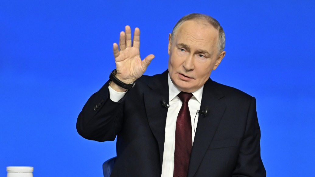 普京年度記者會(huì)｜談澤連斯基在前線自拍：他是個(gè)好演員