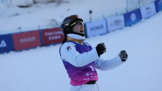 空中技巧世界杯崇礼站，中国队包揽团体金银牌