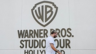 澎湃思想周报｜危险的华纳兄弟并购案；人工智能如何影响就业