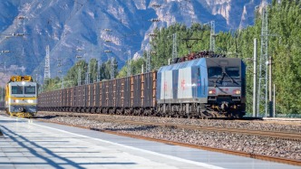 A股史上最大并购草案出炉，中国神华靠什么保障股东收益？