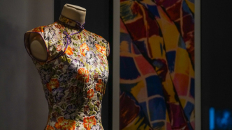 張信哲和貝洽收藏的旗袍，一起亮相上博