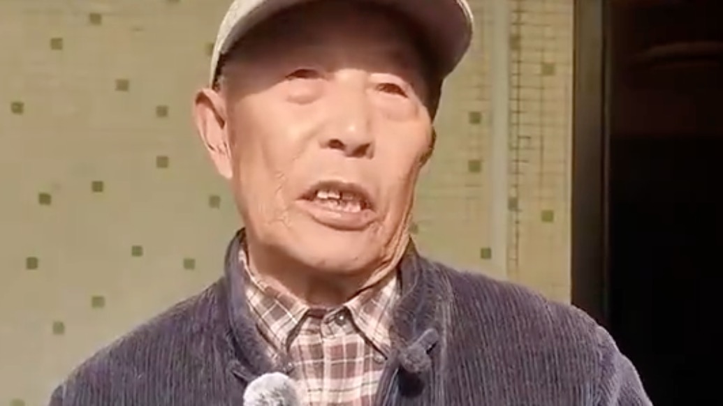 八旬老人寒冬里跳水救人，落水者無礙后渾身濕透的他默默離去