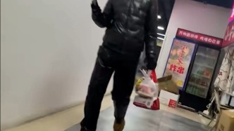 石家庄一小区地下有几十家外卖档口？媒体实地探访，居民称消防隐患令人担忧