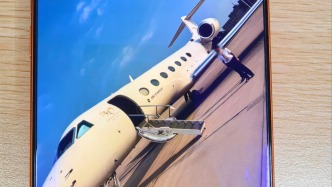 女子冒充“富二代”虚构信托业务，诱骗好友1300万元挥霍一空被刑拘