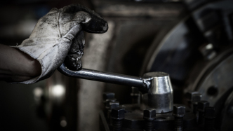 许怡谈《机器时代》：个人无法抵抗工作被技术大规模取代的潮流