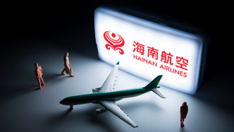 消费者称花2666元购海航权益卡使用两次后常乘航班取消，欲退卡被拒