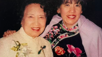 上博旗袍捐赠人贝洽：母亲的衣橱跨越世纪风华