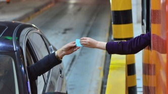 浙江多個(gè)縣市境內(nèi)部分高速差異化收費(fèi)政策將到期，本地牌照2026年起恢復(fù)收費(fèi)