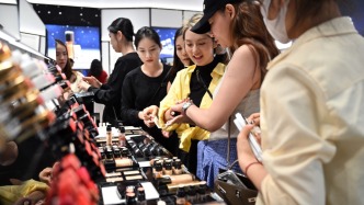 海南封关首周开门红：离岛免税购物金额、人数环比均增71.8%